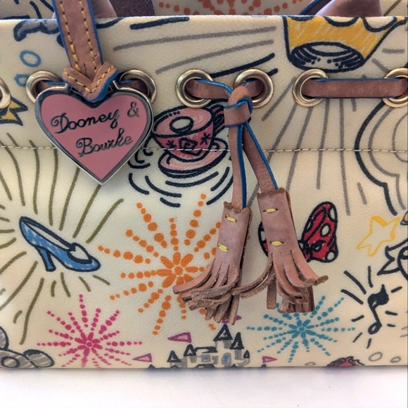 DOONEY & BOURKE Walt Disney Bag - Picture 4 of 16